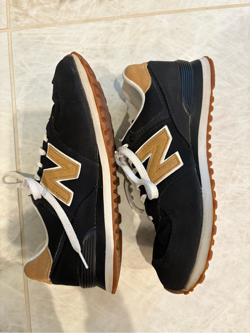 New Balance 574 Sneakers Mens ML57BK2 Black Gym Running Shoes